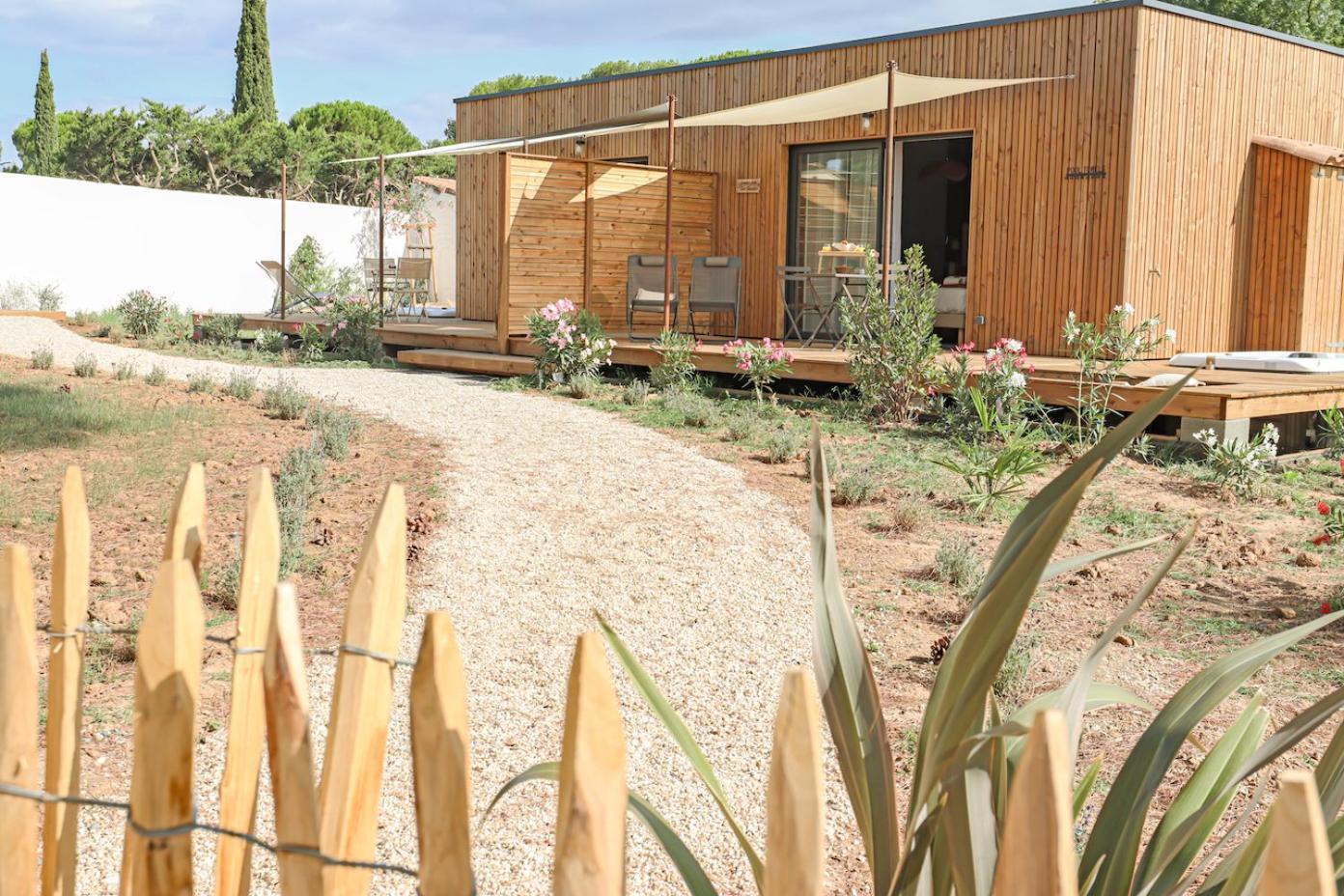 Les Gites De Laure - L'Eden Romantique, Chambres Hotes, Spa Prive, Couloir De Nage, Adults Only Malves-en-Minervois Exteriör bild